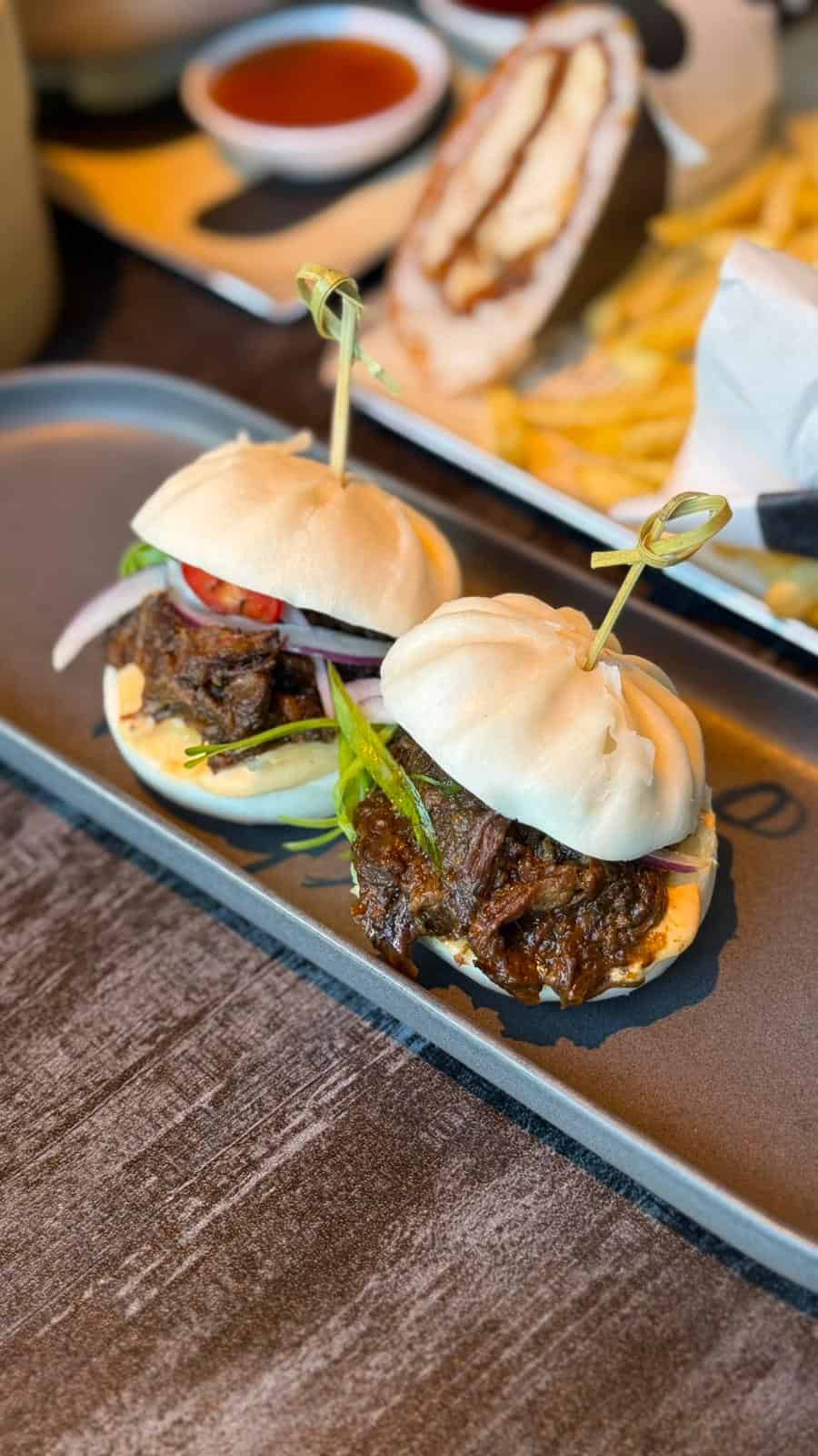 מוג'ו סאן בטן מלאה