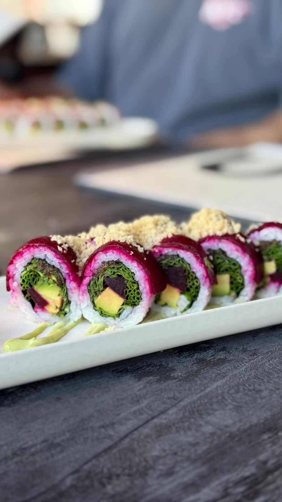 מוג'ו סאן בטן מלאה