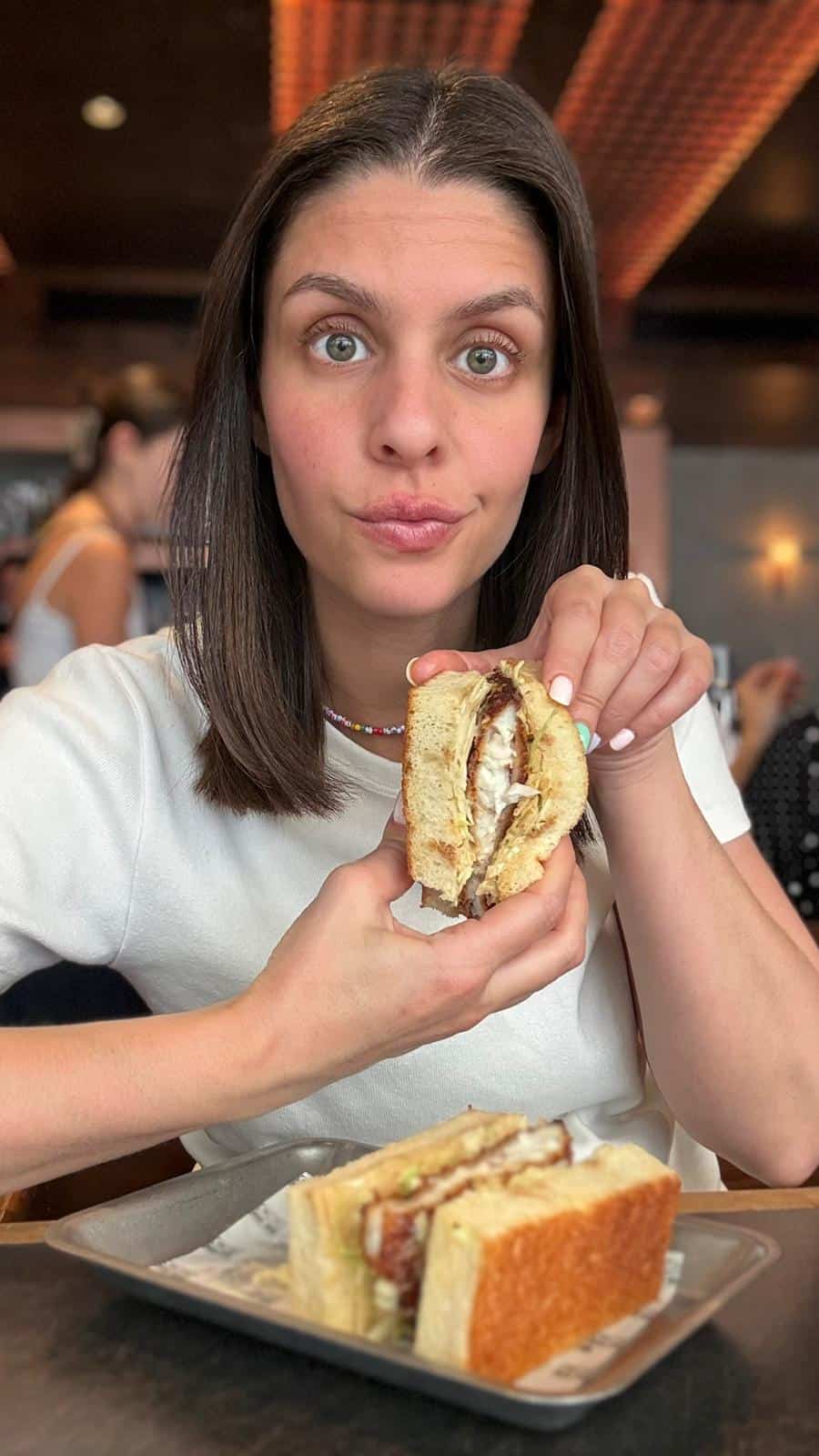 אובי שישי צהריים בטן מלאה