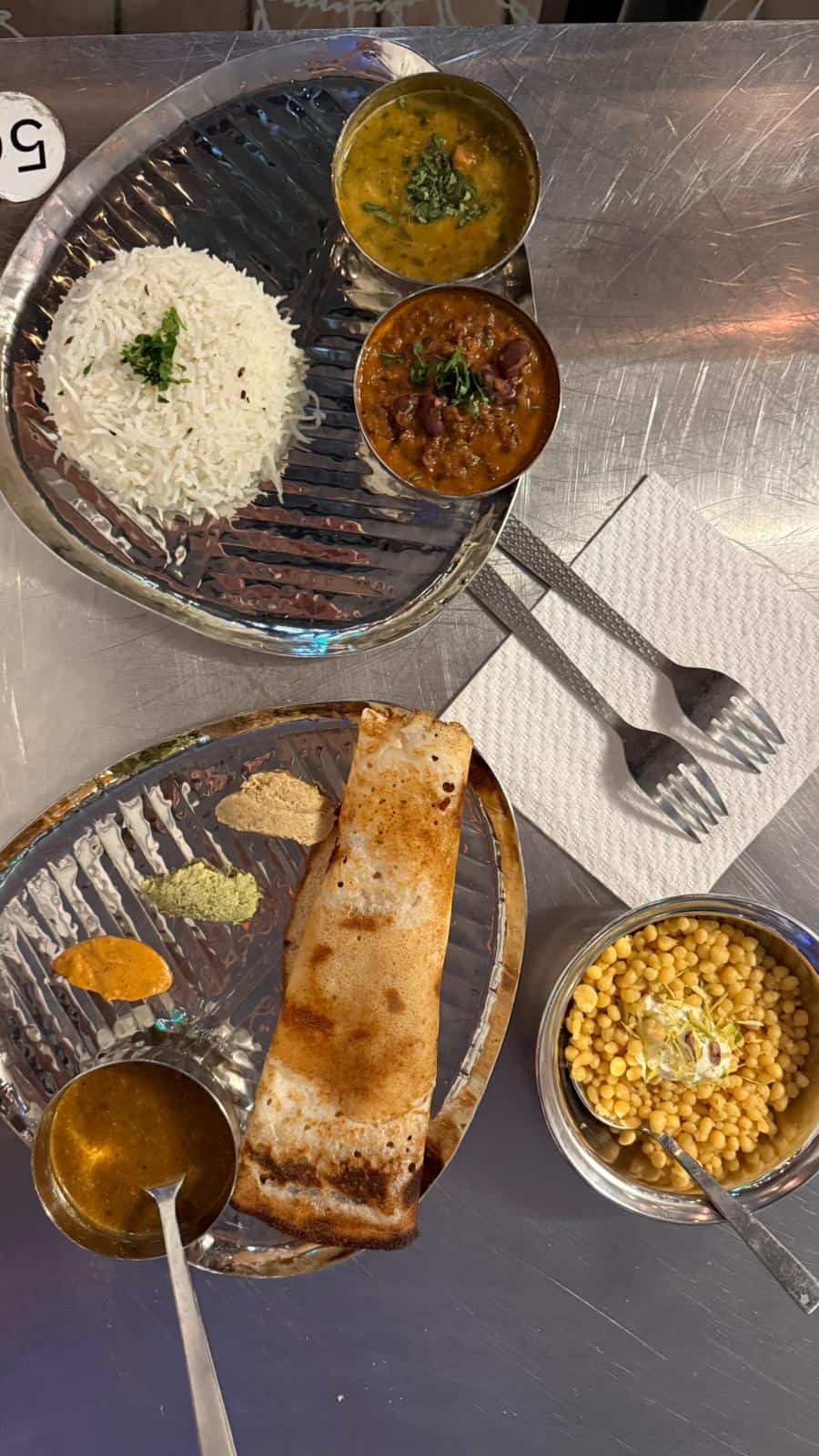 קפה בוליווד בטן מלאה